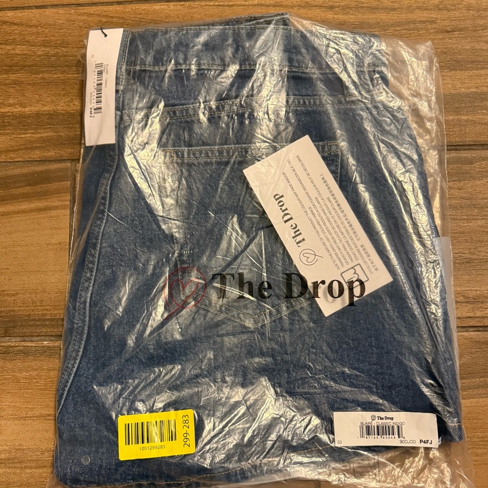 The Drop, Dark Indigo, Mid Rise, Micro Denim Short, 3" Length, 33" Waist - Picture 5 of 5